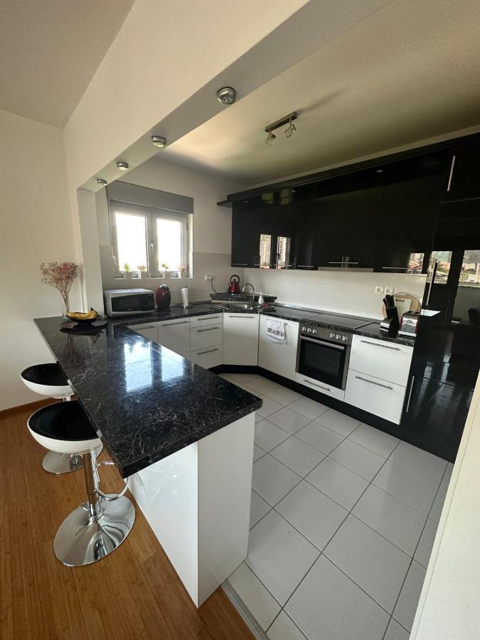 Luxury Aparment Blossom Мостар Екстер'єр фото